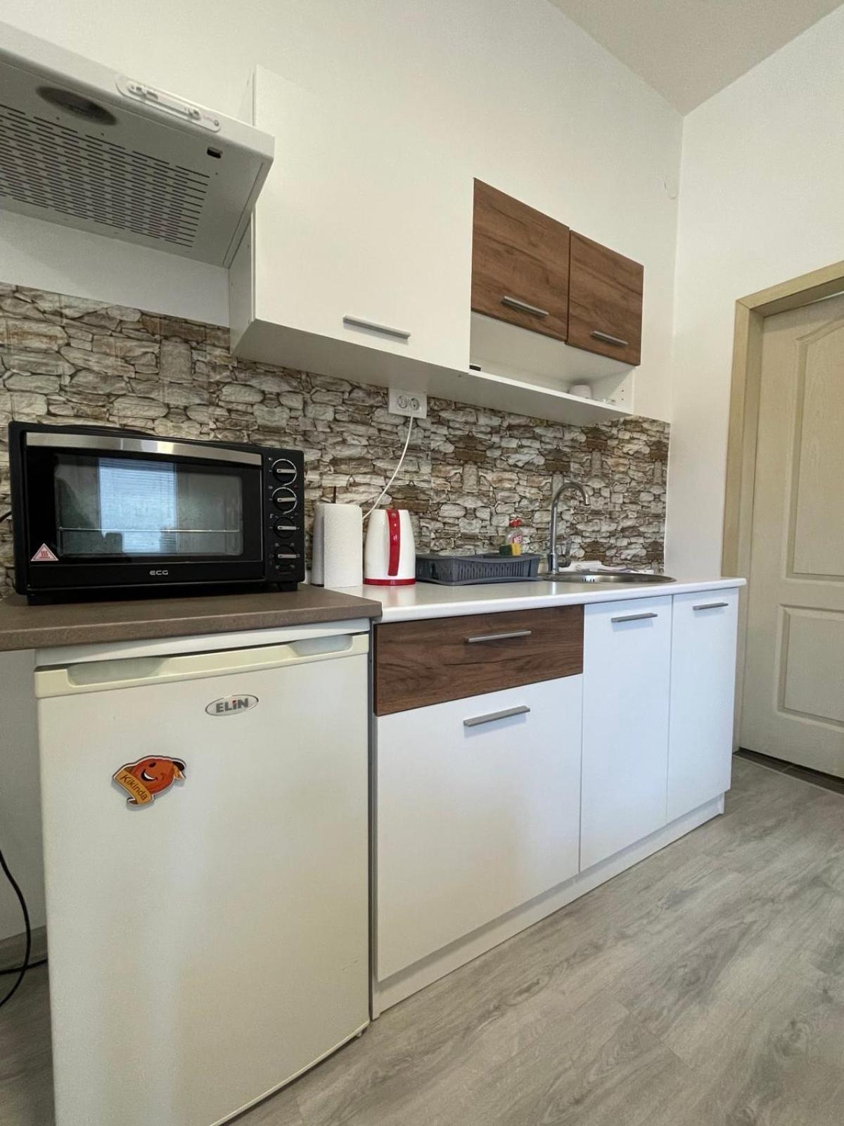 Apartman Arthur Kikinda Buitenkant foto
