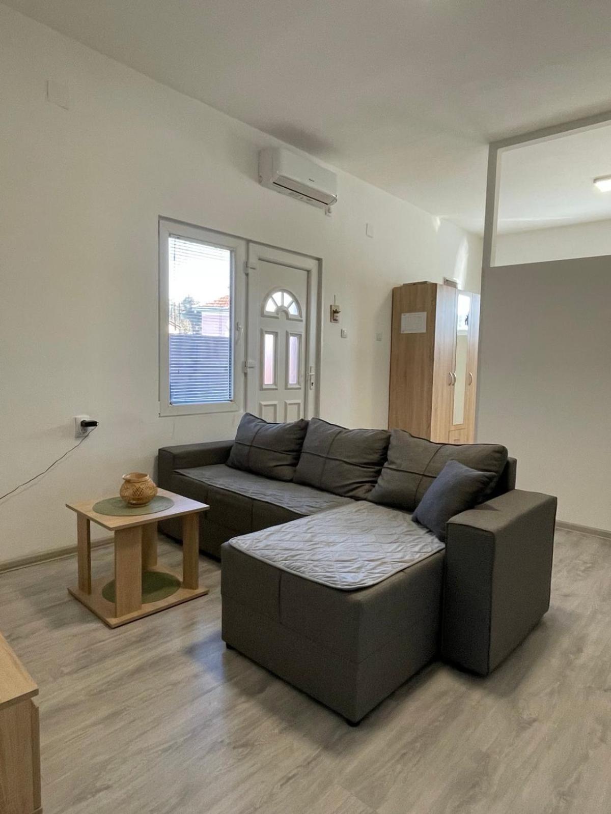Apartman Arthur Kikinda Buitenkant foto